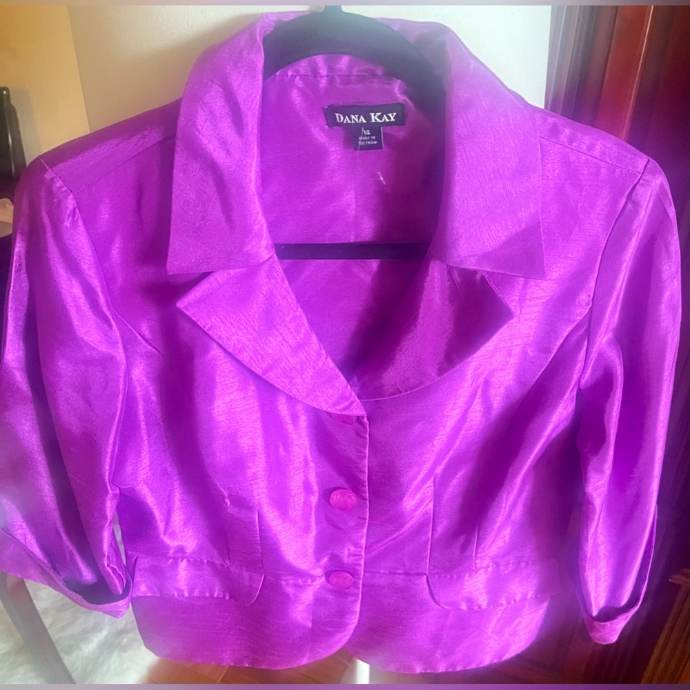 Dana Key Top. Size 14.  Color purple.